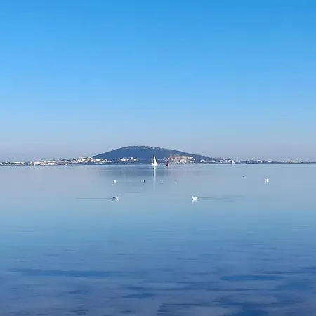 Les Penates De Melilotte Apartamento