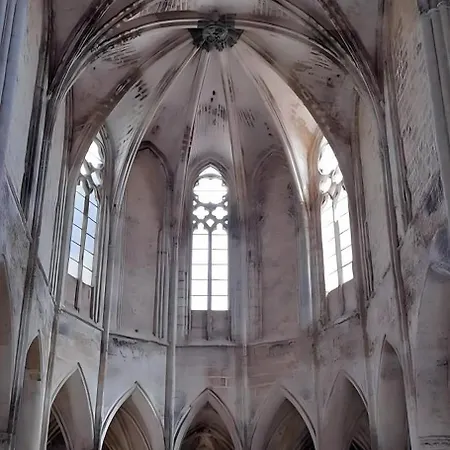 Les Penates De Melilotte *